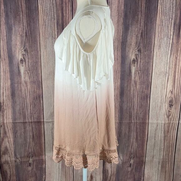 Umgee Ombré Cold Shoulder Embroidered Blouse - Picture 4 of 9